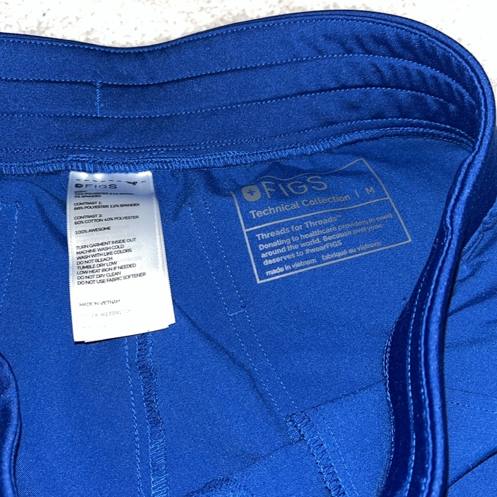 FIGS scrub pants - Picture 3 of 4